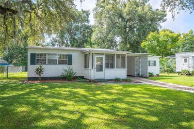 275 W Valencia Drive, House other with 2 bedrooms, 1 bathrooms and null parking in Bartow FL | Image 2