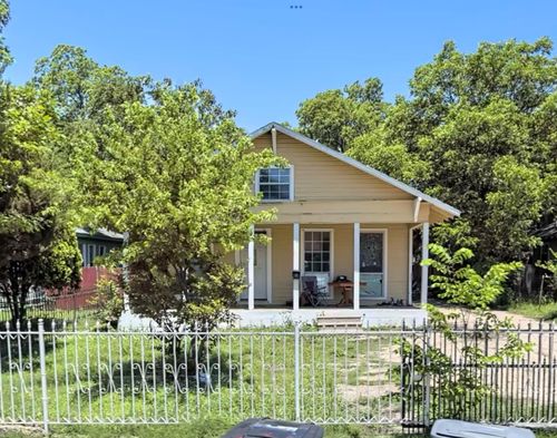 704 S Beacon St, Dallas, TX, 75223-1610 | Card Image