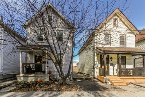 2-185 Louisa St W, Ottawa, ON, K1R6Y9 | Card Image