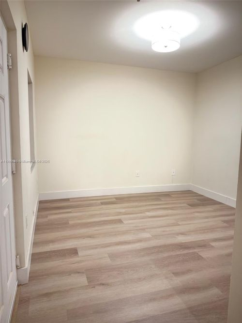 3-1930 Sw 2nd St, Miami, FL, 33135-1711 | Card Image