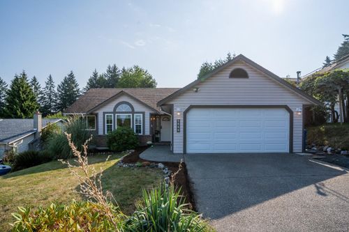 5668 Rutherford Rd, Nanaimo, BC, V9T6R2 | Card Image