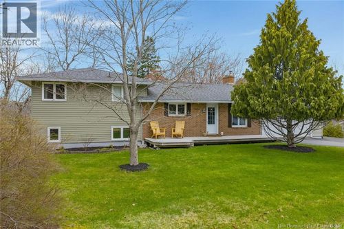 105 Myles Ave, Quispamsis, NB, E2E1H3 | Card Image