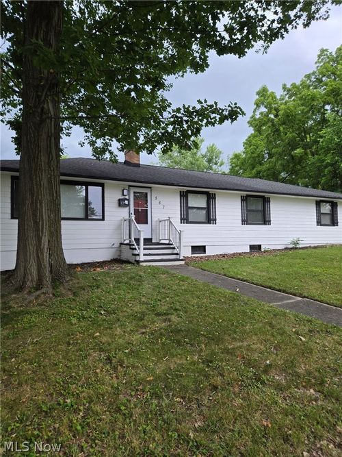 567 N Rocky River Dr, Berea, OH, 44017-1626 | Card Image