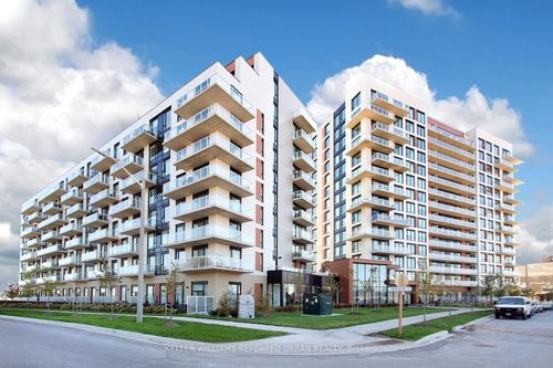 404-6 David Eyer Rd, Richmond Hill, ON, L4S0N5 | Card Image