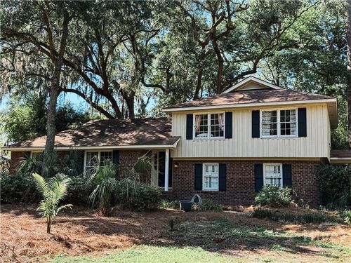 157 Hampshire Road, Savannah, GA, 31410 | Card Image