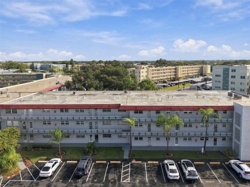 a305-5660 80th St N, St Petersburg, FL, 33709-5893 | Card Image