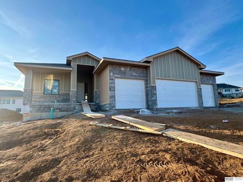 11002 S 101st St, Papillion, NE, 68046-3730 | Card Image