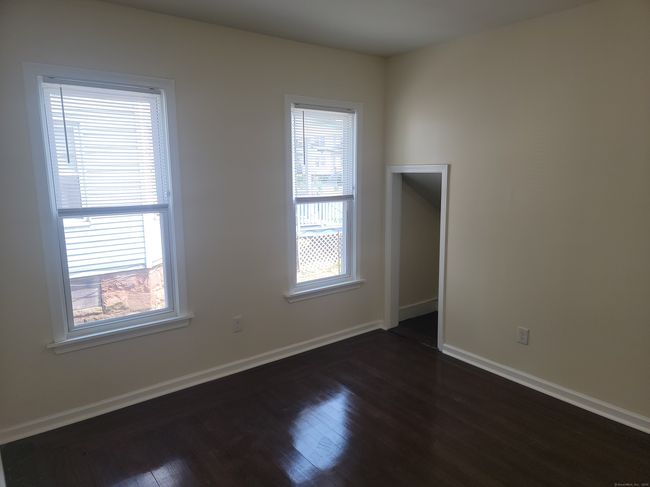 FL-1ST - 147 Edgewood St, Home with 3 bedrooms, 1 bathrooms and 1 parking in Hartford CT | Image 21