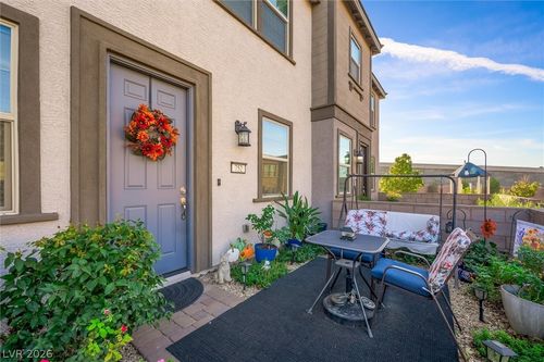 752 Sleeping City Ave, Henderson, NV, 89015-7534 | Card Image