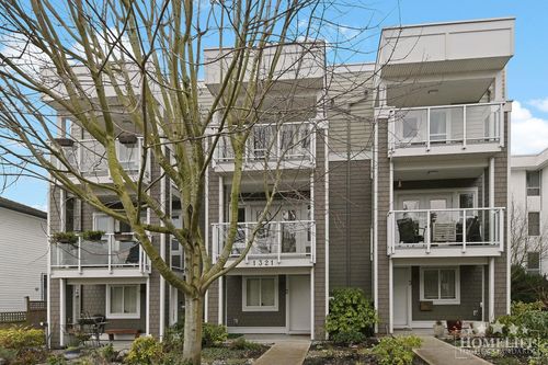 2-1321 Fir St, White Rock, BC, V4B4B3 | Card Image