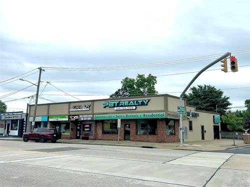 3020 Merrick Rd, Wantagh, NY, 11793-4320 | Card Image