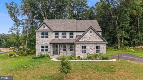 30 Acorn Dr, ELIZABETHTOWN, PA, 17022-2121 | Card Image