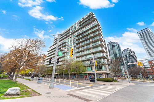 909-650 Queens Quay W, Toronto, ON, M5V3N2 | Card Image
