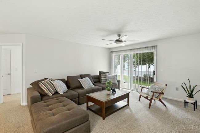 710 Carrington Pl, Condo with 2 bedrooms, 2 bathrooms and null parking in Loveland OH | Image 7