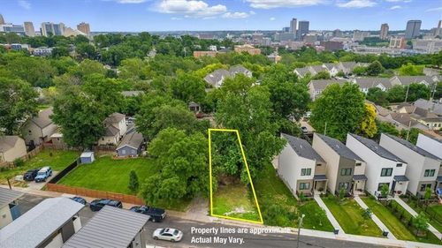 1817 Mercier St, Kansas City, MO, 64108-2224 | Card Image