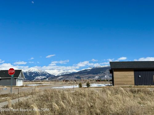 1045 Pawnee Rd, Driggs, ID, 83422 | Card Image