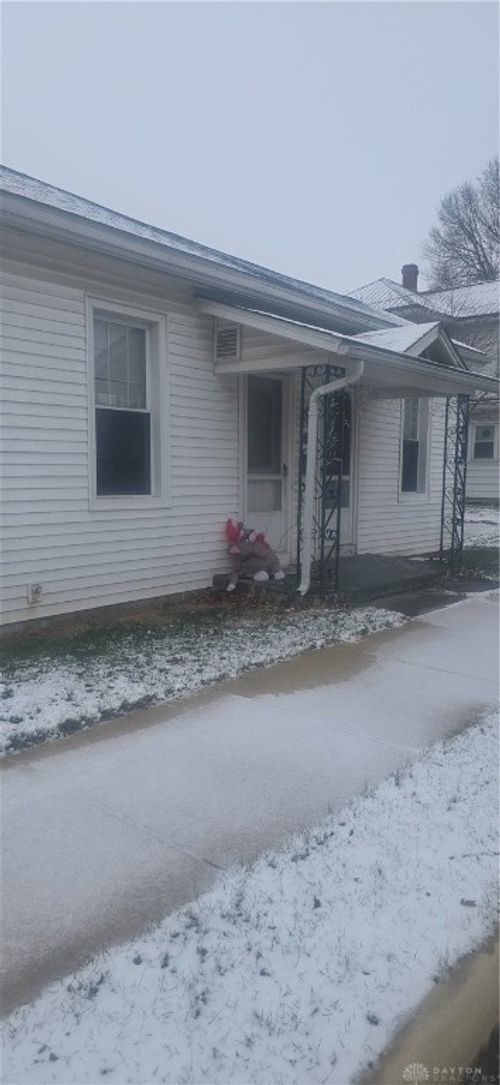 221 High St, Covington, OH, 45318-1162 | Card Image