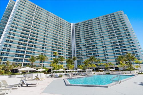 1901-100 Bayview Dr, Sunny Isles Beach, FL, 33160-5315 | Card Image