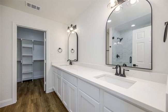 109 S Fir St, House other with 3 bedrooms, 2 bathrooms and null parking in Celeste TX | Image 31