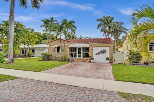 1340 Jackson St, Hollywood, FL, 33019-1531 | Card Image