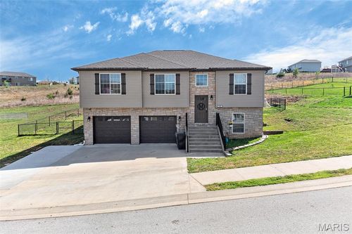 205 Ridgeview Dr, Saint Robert, MO, 65584-8621 | Card Image