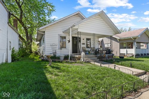 2443 Meridian St, Anderson, IN, 46016-5159 | Card Image