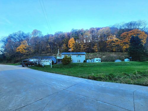 4811 Lynn Hollow Ln, POTOSI, WI, 53820-9745 | Card Image