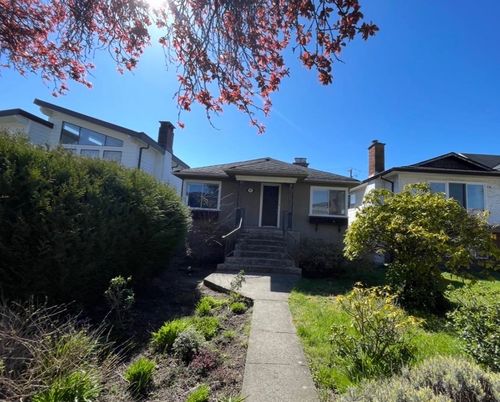 782 W 66th Ave, Vancouver, BC, V6P2R5 | Card Image