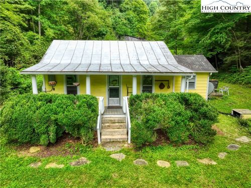 13296 Nc Highway 194 N, Lansing, NC, 28643-9285 | Card Image