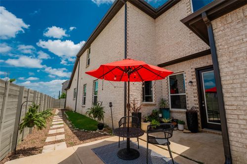 5215 Mareliz Ln, Sachse, TX, 75048-4722 | Card Image