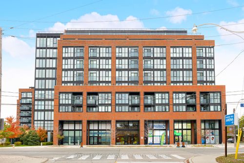 112-2300 St. Clair Ave W, Toronto, ON, M4V0A2 | Card Image