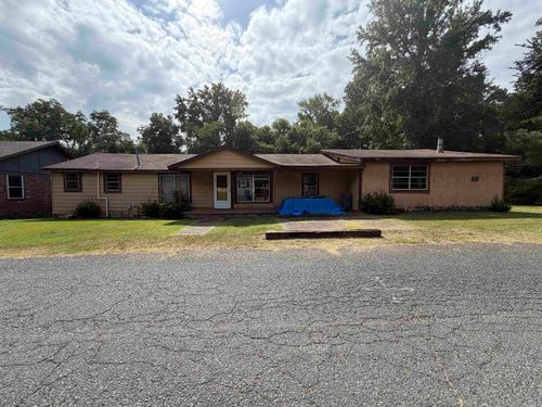 226 Elizabeth Ann St, Malvern, AR, 72104-3338 | Card Image