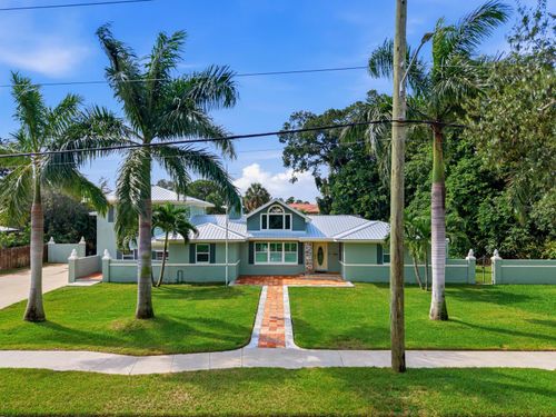 6930 Bougainvilla Ave S, ST PETERSBURG, FL, 33707-2008 | Card Image