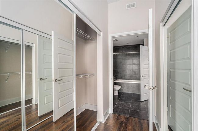 UNIT-2515 - 1080 Peachtree St Ne, Condo with 2 bedrooms, 2 bathrooms and 2 parking in Atlanta GA | Image 33