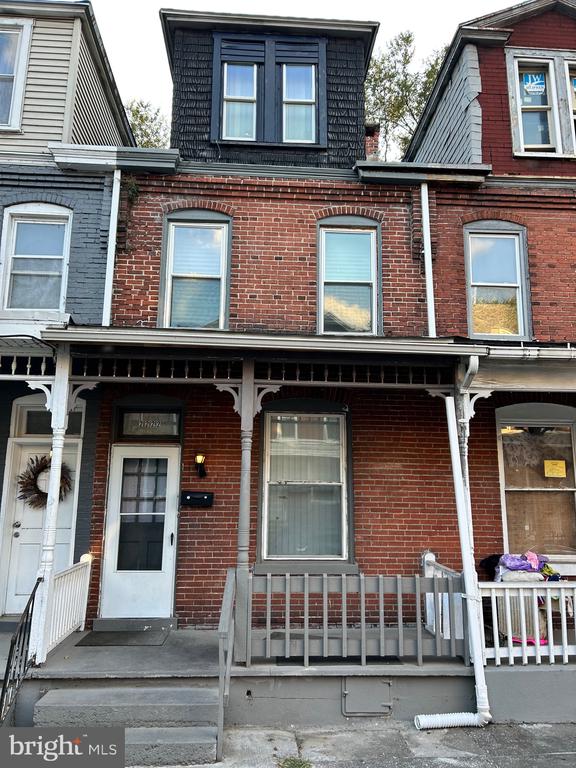 Logan St, Harrisburg, PA 17110
