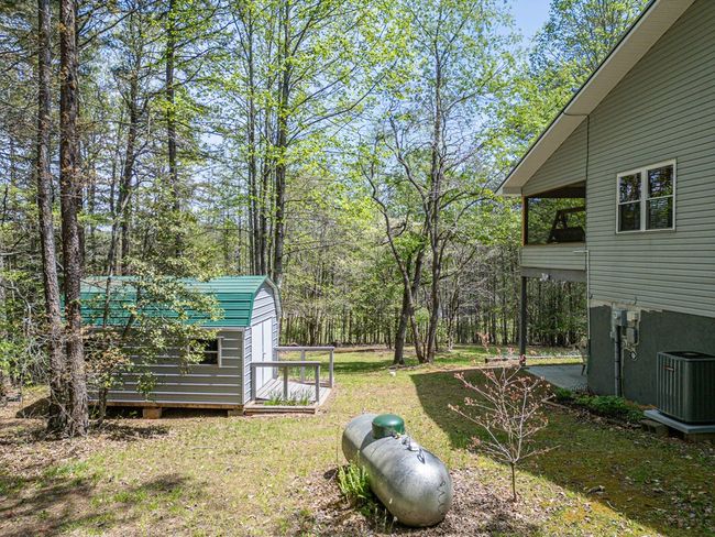 292 Holly Cove Cir, Home with 2 bedrooms, 3 bathrooms and null parking in Blairsville GA | Image 34