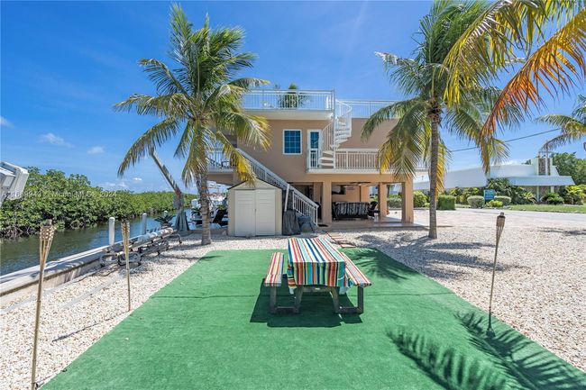 127 - 127 S Layton Dr, House other with 3 bedrooms, 2 bathrooms and null parking in Long Key FL | Image 9