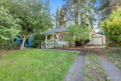 315 20th Avenue Se, House other with 3 bedrooms, 1 bathrooms and 1 parking in Olympia WA | Image 2