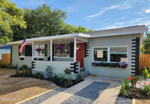 844 Essex Rd, Daytona Beach, FL, 32117-4512 | Card Image