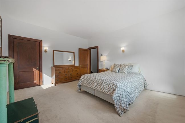 205 4 Th St, House other with 4 bedrooms, 2 bathrooms and null parking in Freeport PA | Image 33