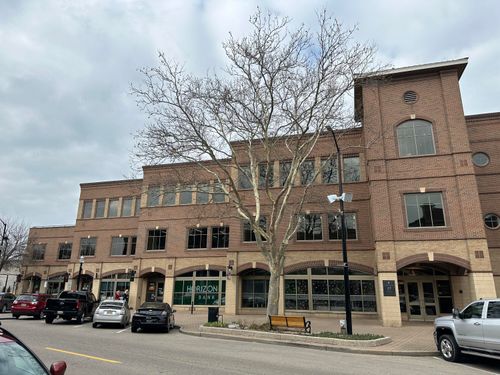 ste-230-85 E 8th St, Holland, MI, 49423-3528 | Card Image