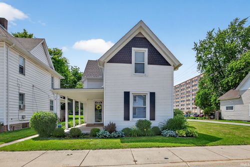 119 Towle Ave, Mishawaka, IN, 46544-1208 | Card Image