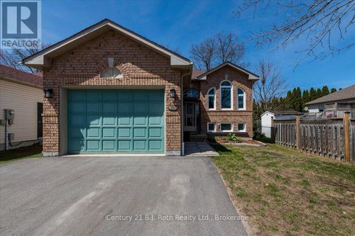 116 Dyer Drive, Wasaga Beach, ON, L9Z1E5 | Card Image