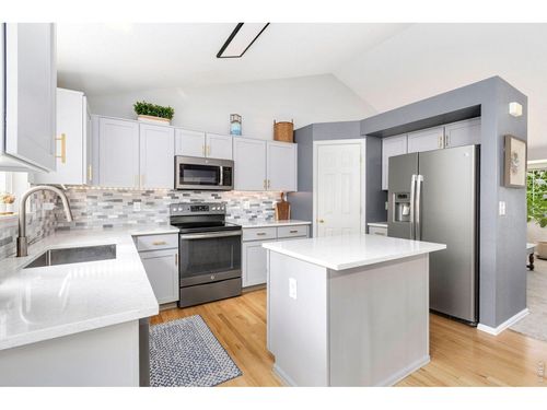 603 Kim Dr, Fort Collins, CO, 80525-8202 | Card Image