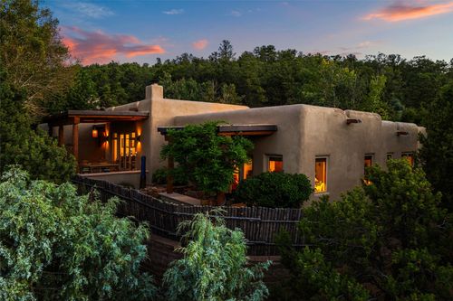 1350 Tesuque Creek Rd, Santa Fe, NM, 87501-6337 | Card Image