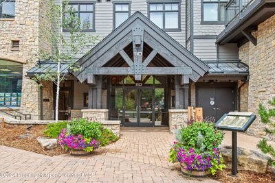 UNIT-3305-AND-3307 - 110 Carriage Way, Condo with 2 bedrooms, 2 bathrooms and null parking in Snowmass Village CO | Image 2