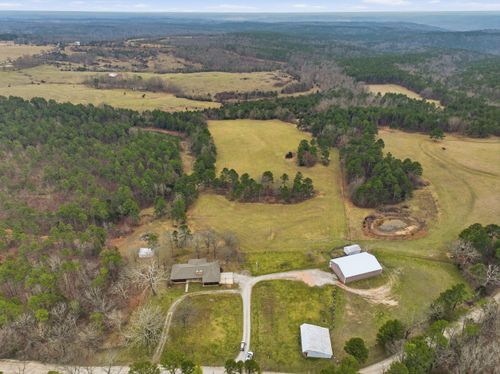 15556 Slab Spring Dr, Licking, MO, 65542-9461 | Card Image