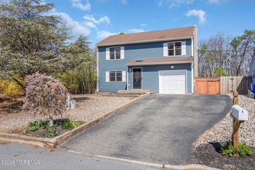 35 Marlow Ave, Brick, NJ, 08724-7745 | Card Image