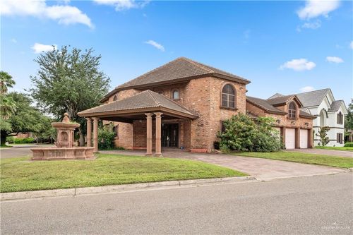 2006 Brazos Ct, Mission, TX, 78572-7407 | Card Image