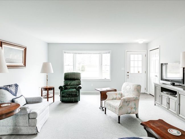 3855 Butternut Ct, Condo with 2 bedrooms, 2 bathrooms and null parking in Port Huron MI | Image 6